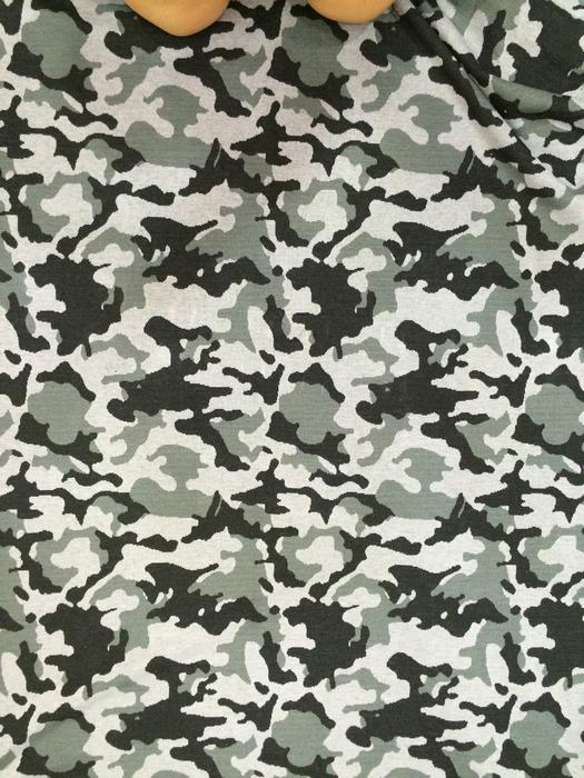 Woolen yarn jacquard fabric